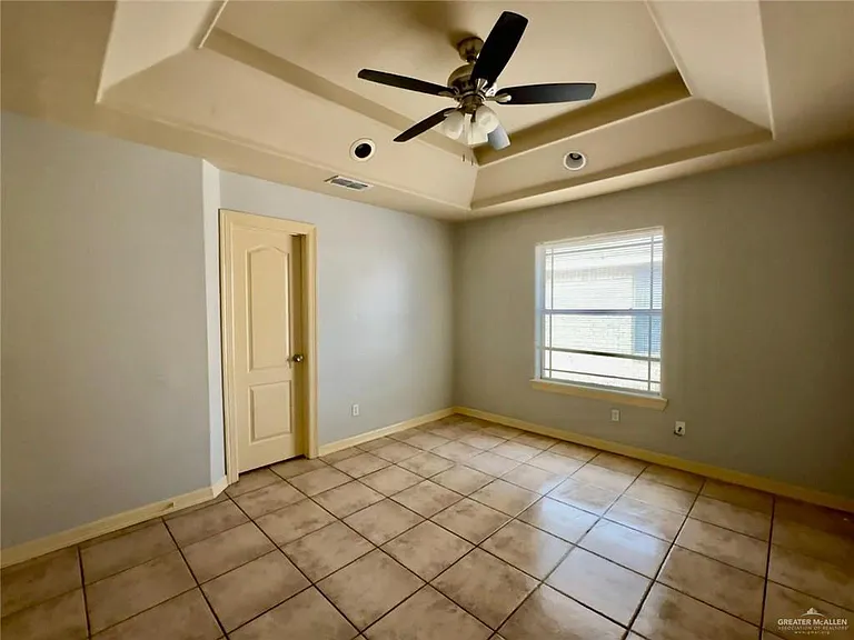 704 W Bahamas Dr #3 — Photo 9