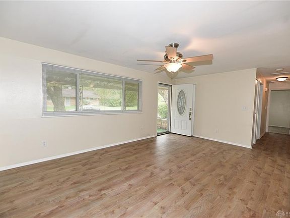 3rd image of 5407 Naples Dr