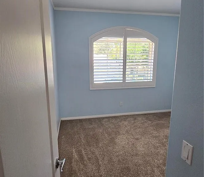 1520 Upland Hills Dr S — Photo 29