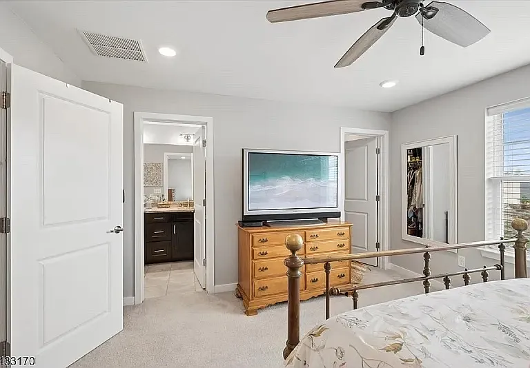 24 Gerhard Pl #1 — Photo 17