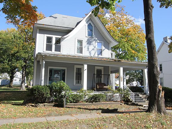 2nd image of 113 E Dubois Ave