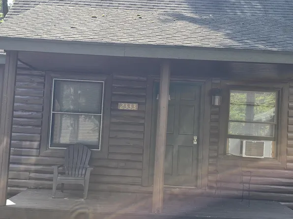 2333 Cabin Cv, Gaylord, MI 49735