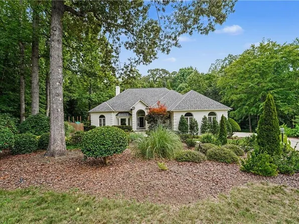4105 Brambletye Dr, Greensboro, NC 27407