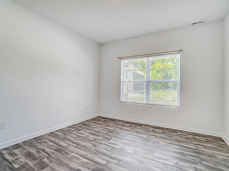 Main Floor Flex space