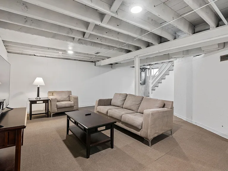 65 Saint Virgil Ln — Photo 38