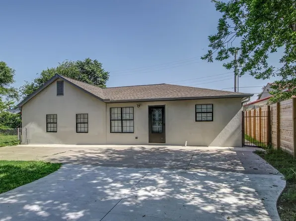 2431 E 1st St S, Tulsa, OK 74104