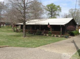 3221 Bandera St, Athens, TX 75752