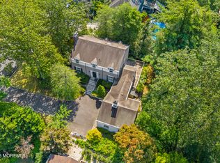 647 Valley Rd, Brielle, NJ 08730