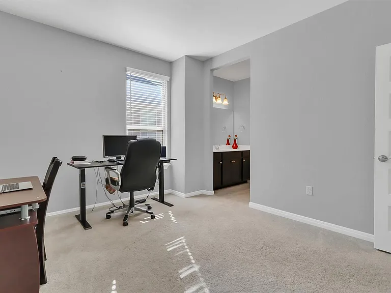 16321 Horse Trap Ln — Photo 24