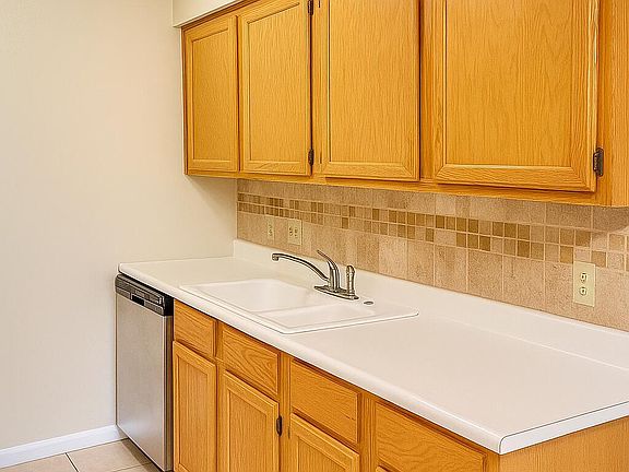 5th image of 6321 N Barcelona Ct