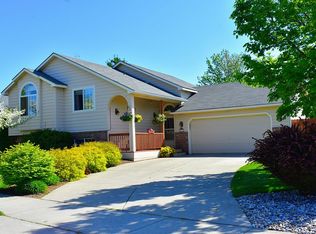 2800 N Top Flight Dr, Post Falls, ID 83854