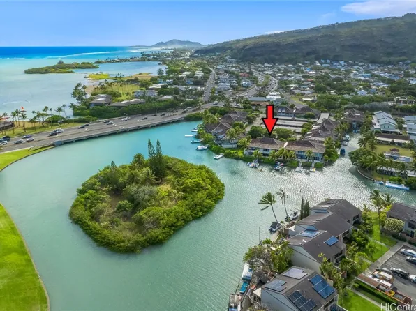 209 Kawaihae St #C2, Honolulu, HI 96825