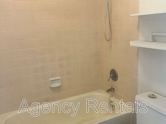 3rd image of 1226 Alexander St APT 1103