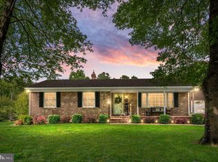 201 McCarty Rd, Fredericksburg, VA 22405