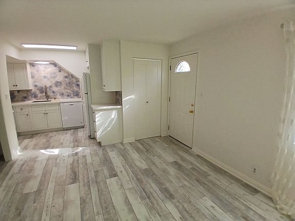 3rd image of 3617 E 4th St APT 4