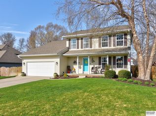 4008 N 207th St, Elkhorn, NE 68022