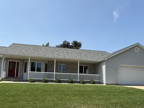 102 Buena Vista Drive, Arlington, WI 53911