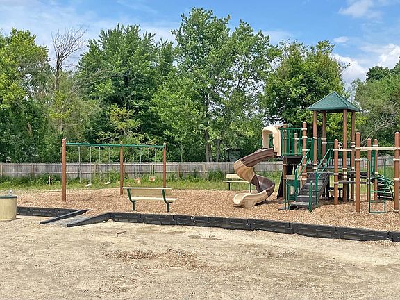 5th image of 5115 Cartland Dr