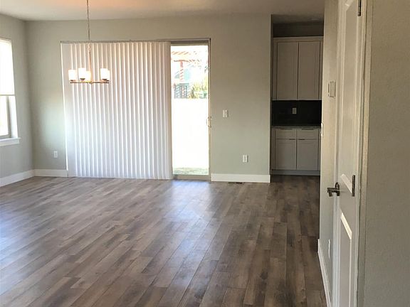 5th image of 300 Pinyon St