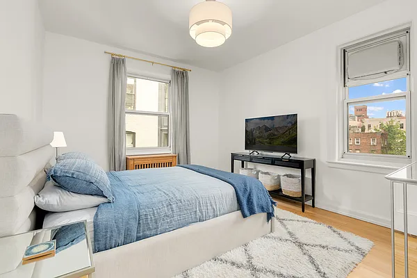 Sold by Corcoran | media 3