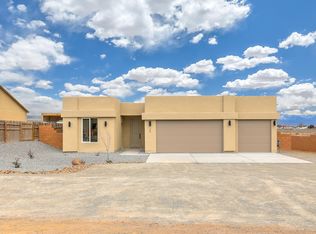 68 2nd St SE, Rio Rancho, NM 87124