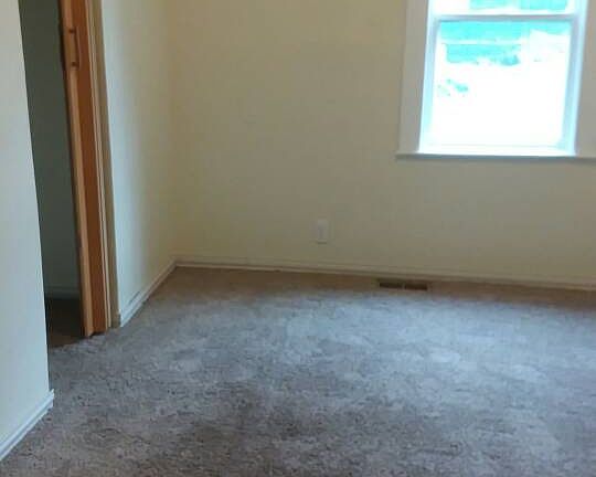 4th image of 1021 S 29th St #1