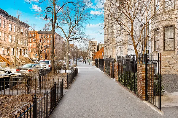 Rented by Voro NYC | media 9