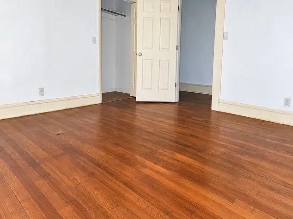 11031 Detroit Ave, Cleveland, OH