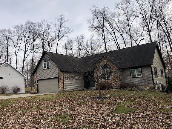 2nd image of 7513 Majestic Woods Dr #15