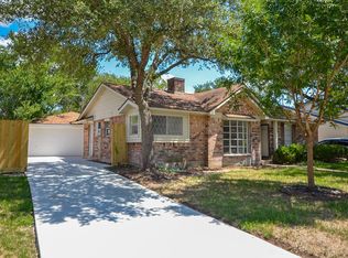 11926 Meadowdale Dr, Meadows Place, TX 77477