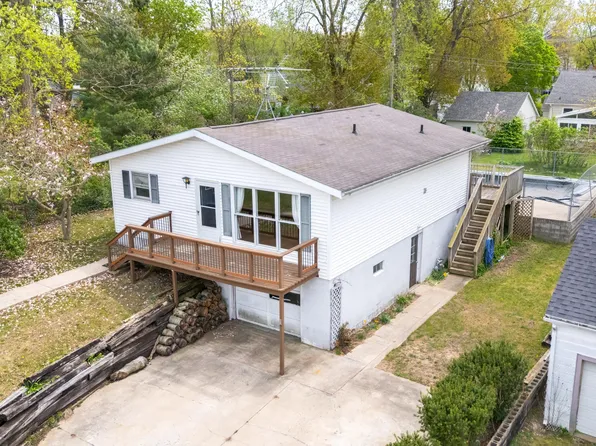 3742 School St, Bridgman, MI 49106