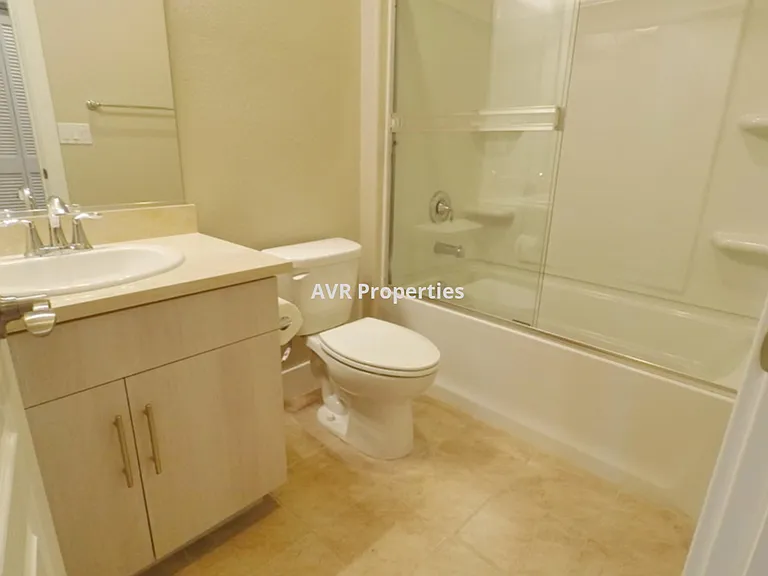 5635 Melodia Cir — Photo 18