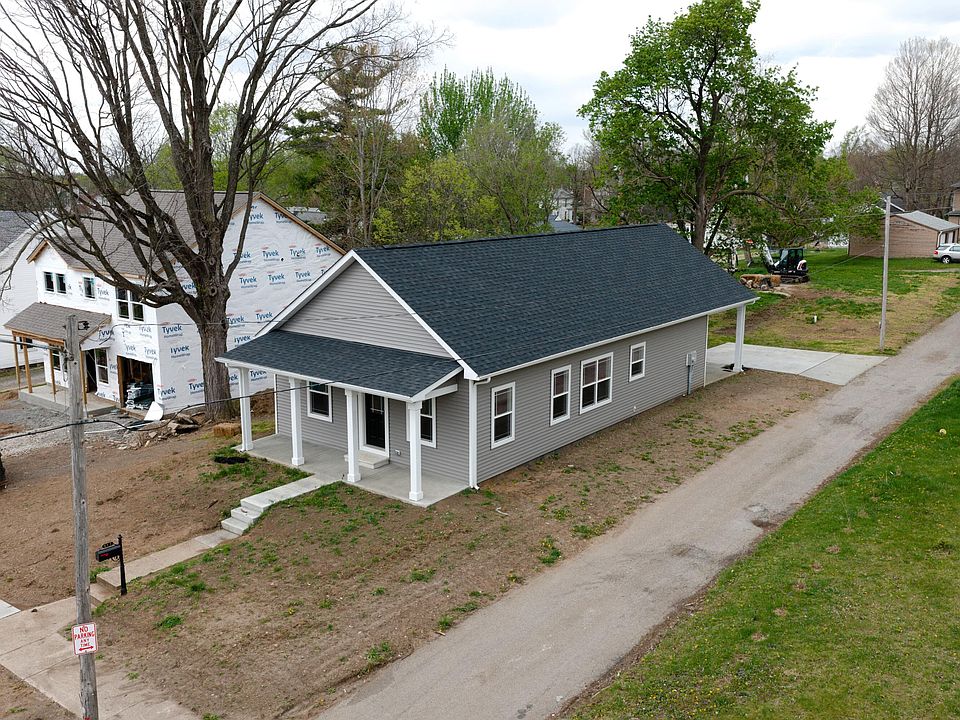 1st image of 517 E Chillicothe Ave
