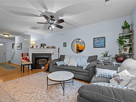 5th image of 1206 Edenham Way