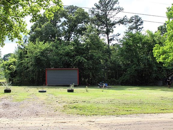 4th image of 4988 Shadyhill Dr