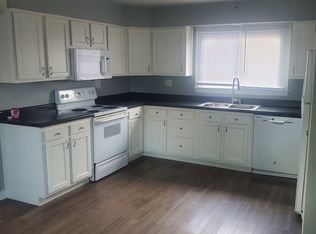 310 3rd St #5, Irwin, PA 15642