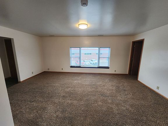 3rd image of 104 Lumber St #2