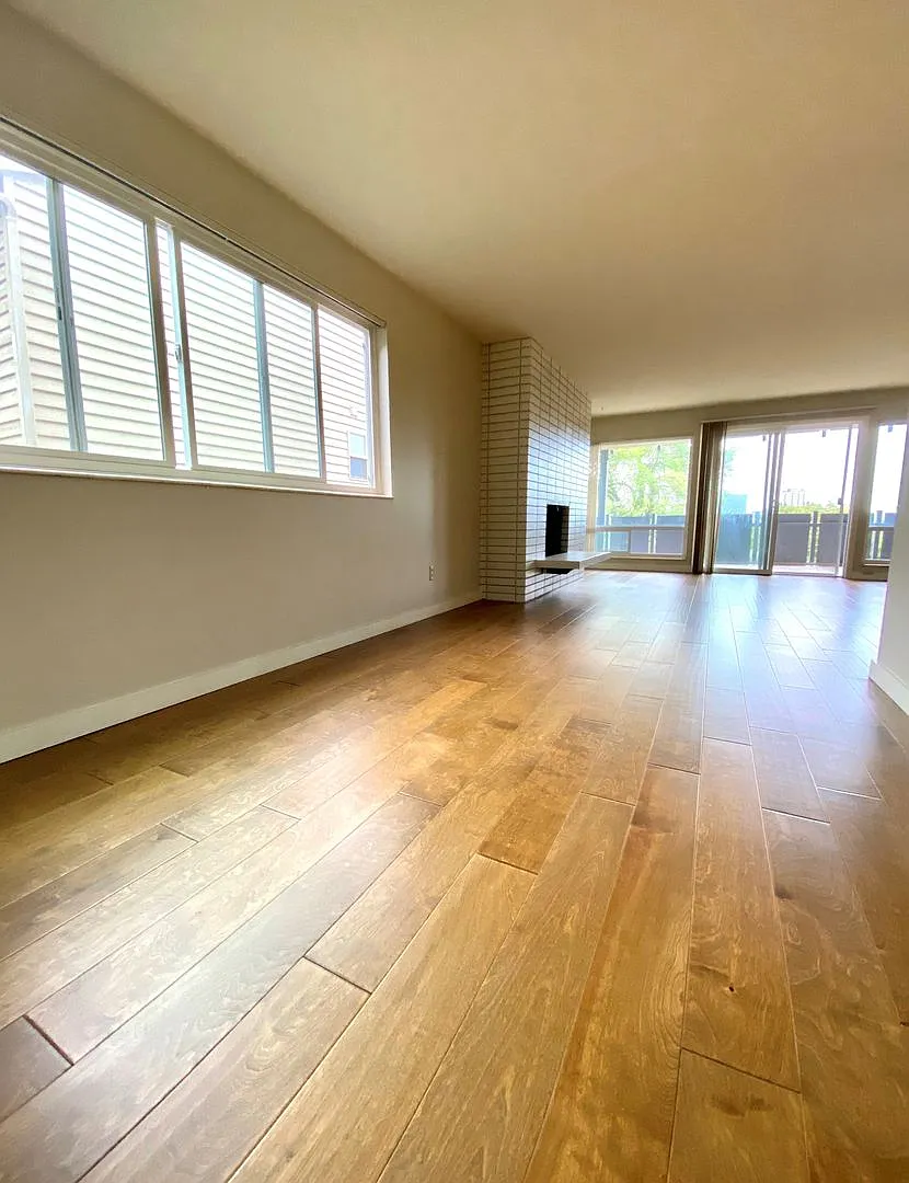 Nob Hill Apartments — Photo 3