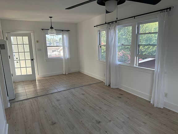 2nd image of 3230 Vista Ave