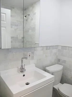 Rented by Centric New York | media 17