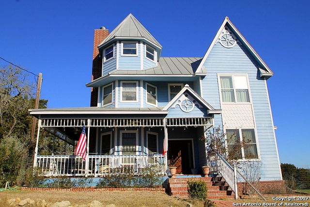 1st image of 394 Park Dr