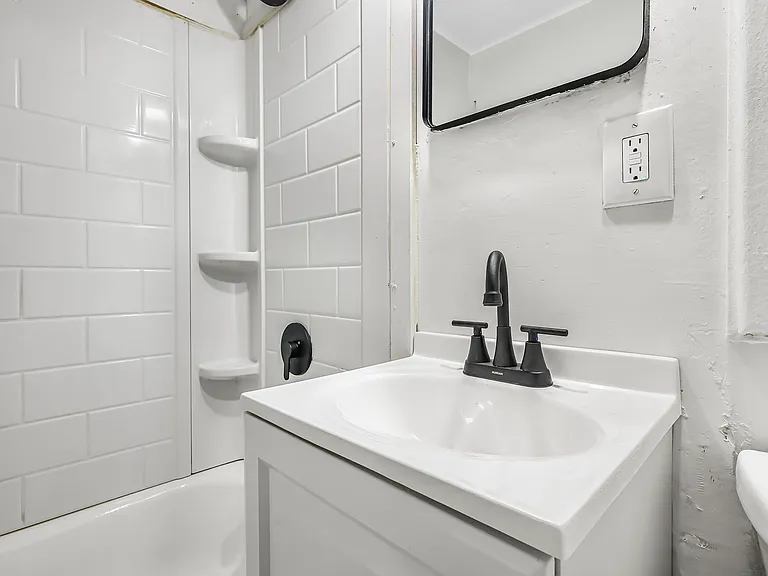 4483 Saint Margaret Ln — Photo 15