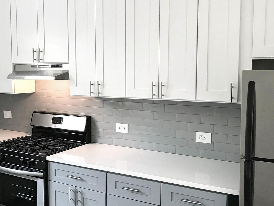 1st image of 516 W Cornelia Ave APT 118
