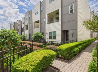 2761 Clinton Dr, Houston, TX 77020