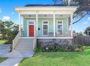 4767 Overton Dr, New Orleans, LA 70122