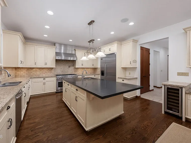 1925 Tondolea Ln — Photo 13