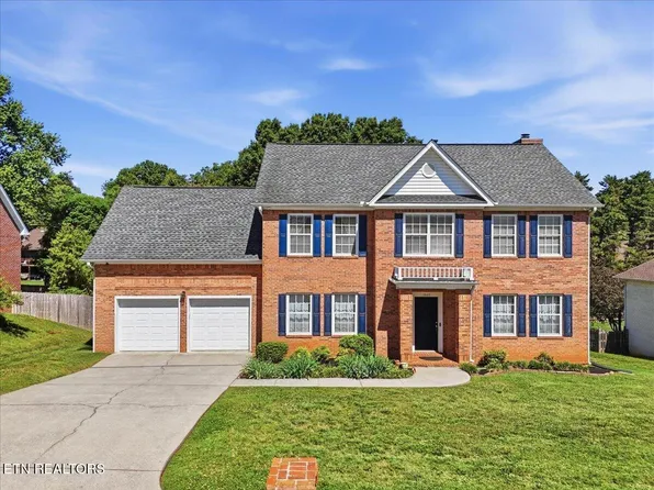 1833 Southcliff Dr, Maryville, TN 37803