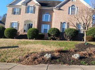 2109 Chipstone Rd, Charlotte, NC 28262