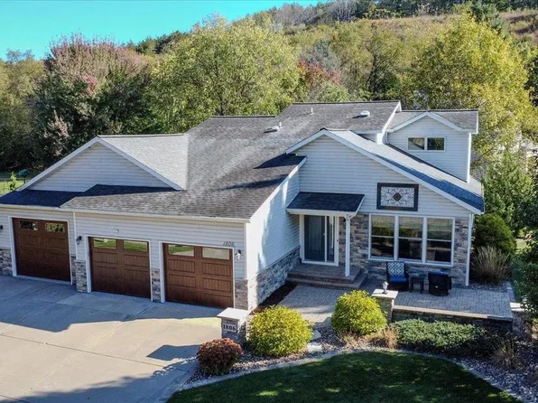 1806 Ludden Drive, Cross Plains, WI 53528