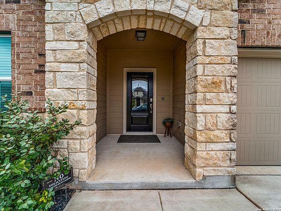 4th image of 31769 Acacia Vista